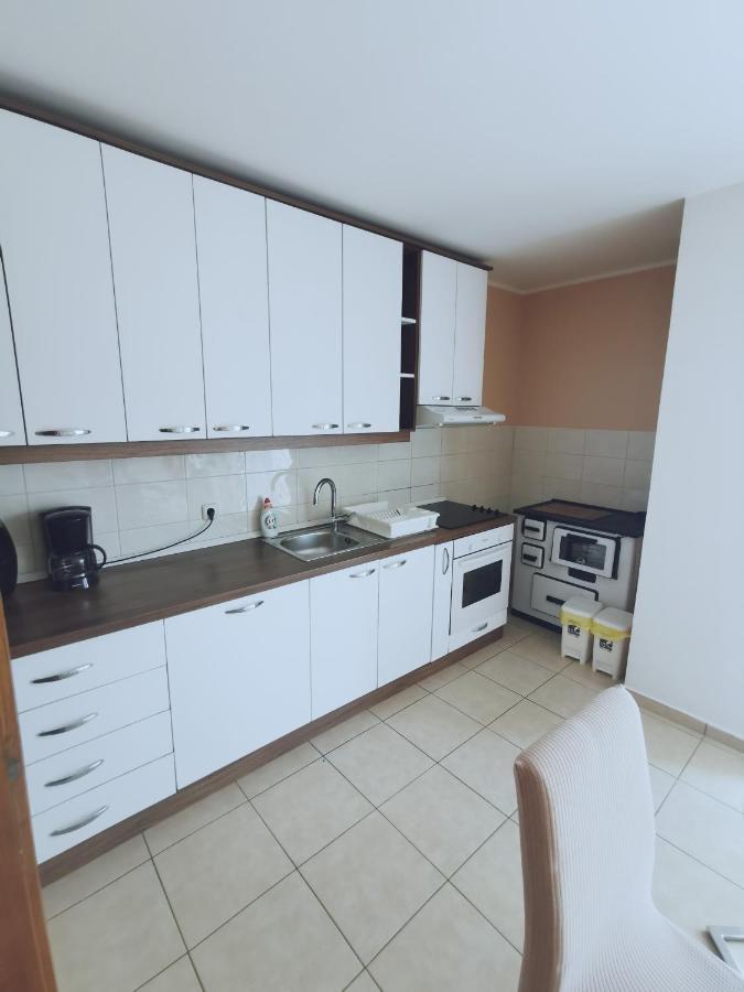 Apartmani Vukovic Rab Town Eksteriør billede