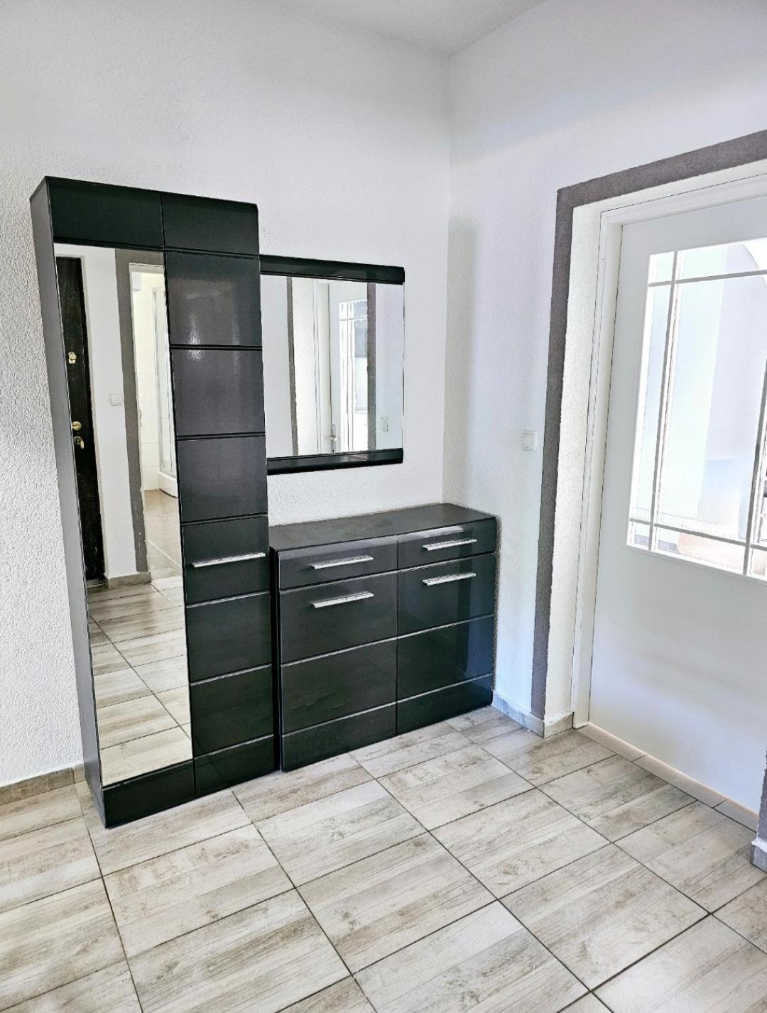 Apartmani Vukovic Rab Town Eksteriør billede