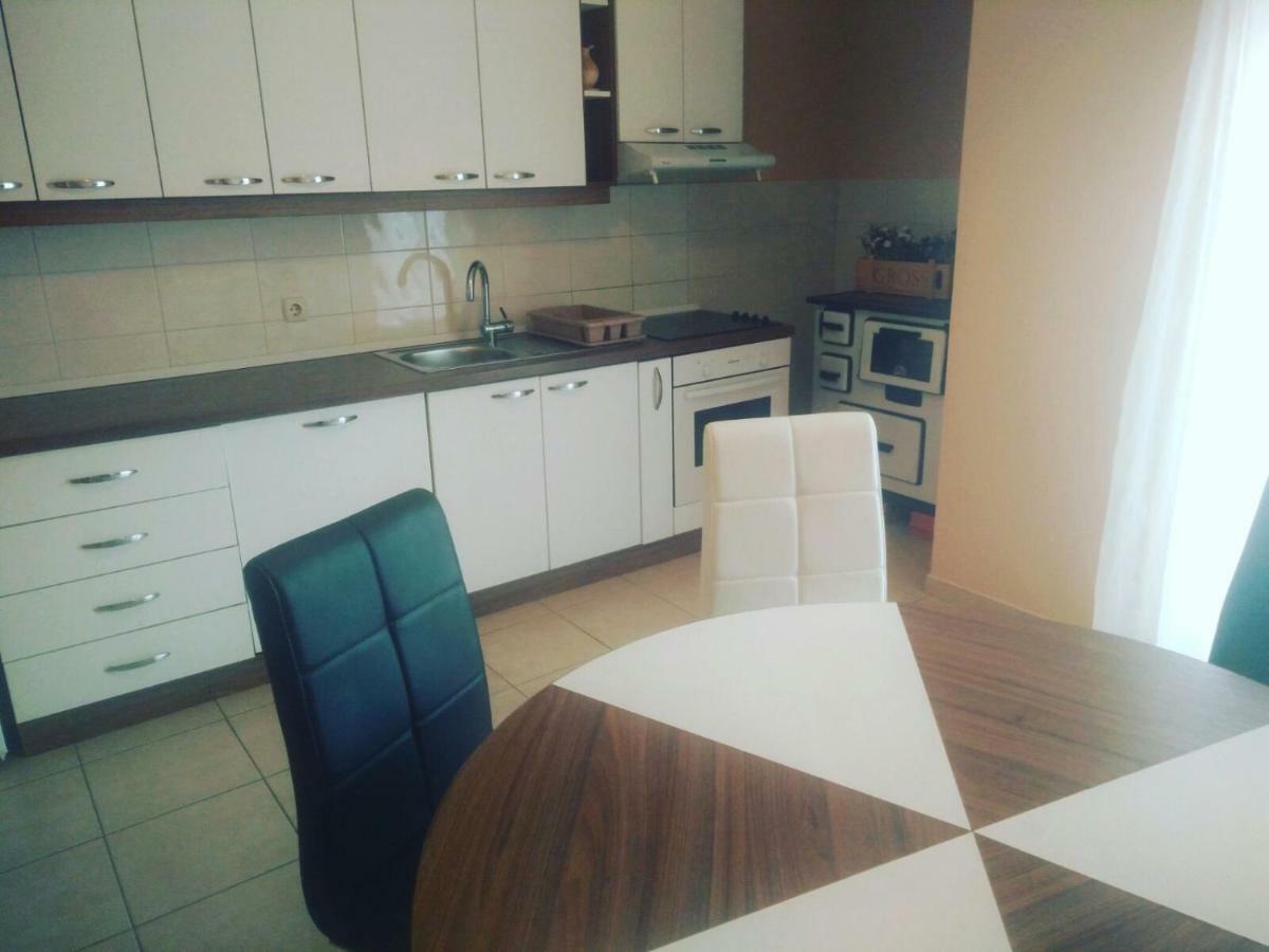 Apartmani Vukovic Rab Town Eksteriør billede